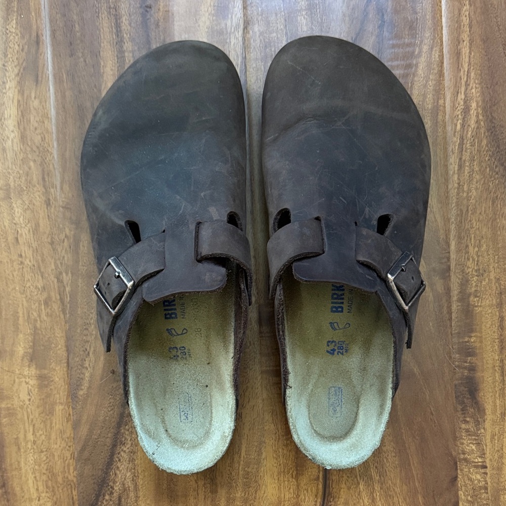 Birkenstock Brown Leather Clogs with Buckle “Habana”